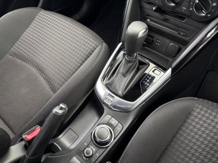 2017 Mazda Demio - photo 17