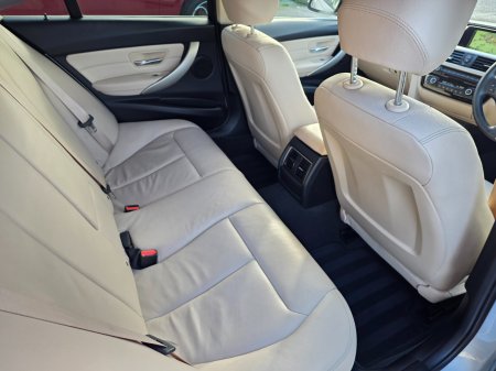 2017 BMW 3-Series - photo 11