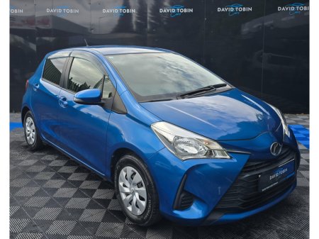 2017 Toyota Vitz - photo 3
