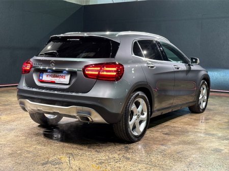 2017 Mercedes-Benz GLA - photo 3