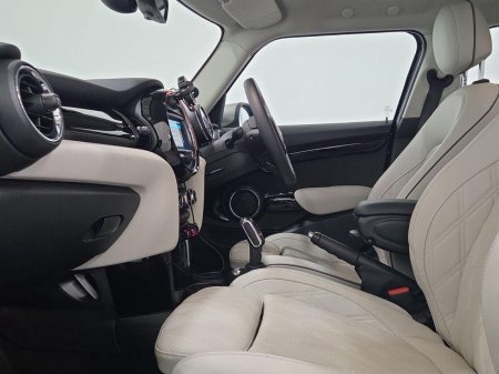 2020 Mini Cooper - photo 7