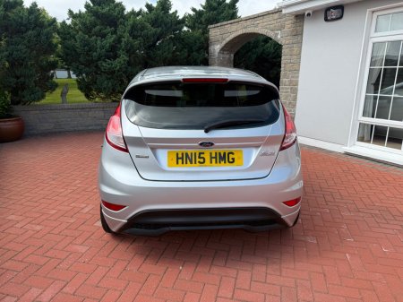 2015 Ford Fiesta - photo 9