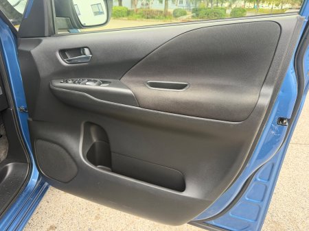 2019 Nissan Serena - photo 11