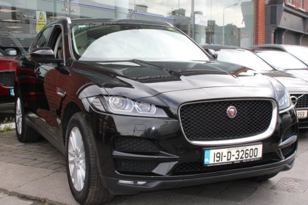 2019 Jaguar F-Pace AWD 2.0 D 180PS Prestige Auto