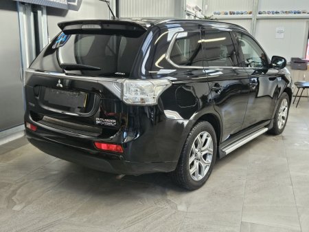 2015 Mitsubishi Outlander - photo 3