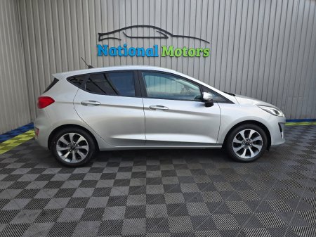 2021 Ford Fiesta - photo 2