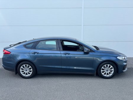 2019 Ford Mondeo - photo 5