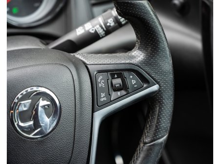 2018 Vauxhall Astra - photo 13