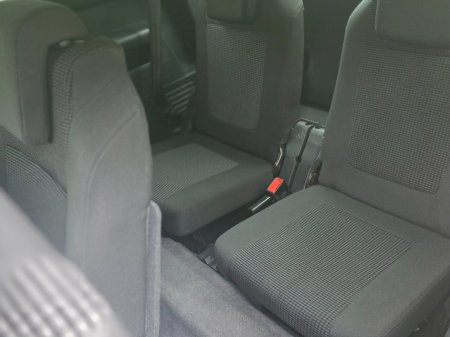 2016 Peugeot 5008 - photo 9