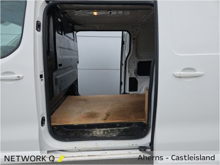 2022 Opel Vivaro - photo 21