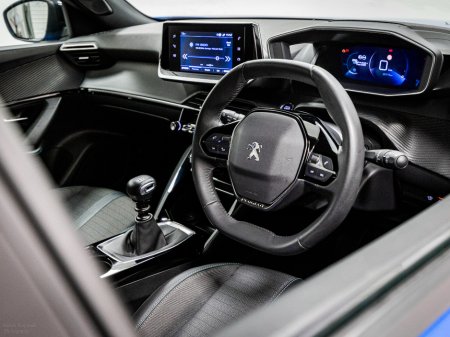 2023 Peugeot 2008 - photo 2