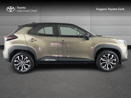 2023 Toyota Yaris Cross - photo 3