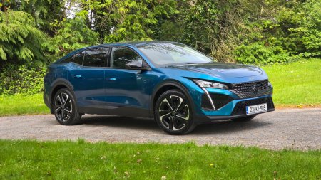 2023 Peugeot 408 - photo 2
