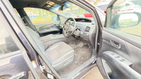 2016 Toyota Estima - photo 10