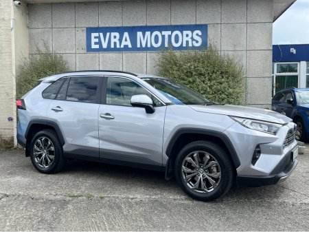 2024 Toyota RAV4 - photo 3