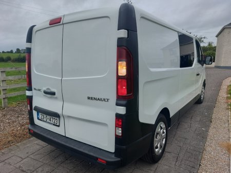 2023 Renault Trafic - photo 30