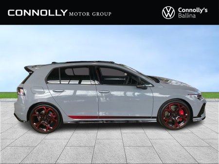 2027 Volkswagen Golf - photo 3