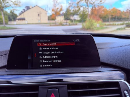 2018 BMW 3-Series - photo 22