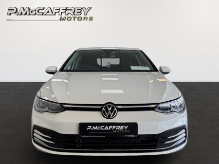 2022 Volkswagen Golf - photo 2