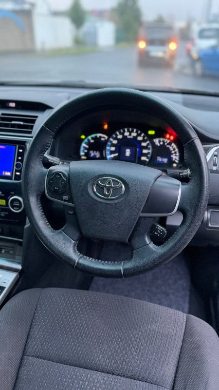 2013 Toyota Camry - photo 10