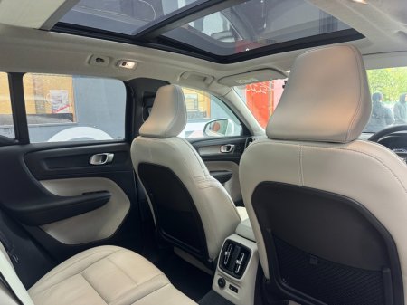 2022 Volvo XC40 - photo 16