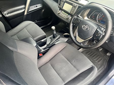 2014 Toyota RAV4 - photo 4
