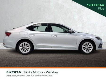 2022 Skoda Octavia - photo 11