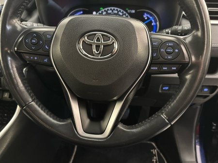 2020 Toyota RAV4 - photo 13