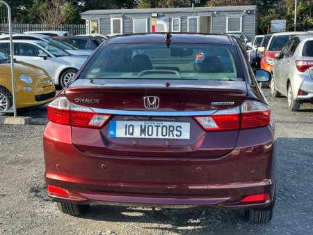 2015 Honda Grace - photo 12