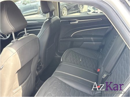 2020 Ford Mondeo - photo 14