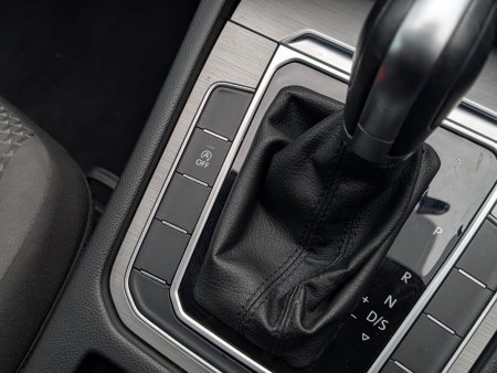 2017 Volkswagen Passat - photo 10