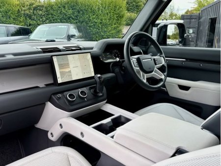 2024 Land Rover Defender - photo 26