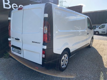 2023 Renault Trafic - photo 3