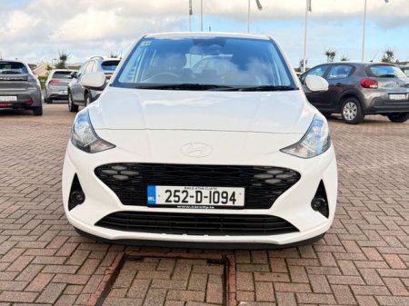 2025 Hyundai i10 - photo 2