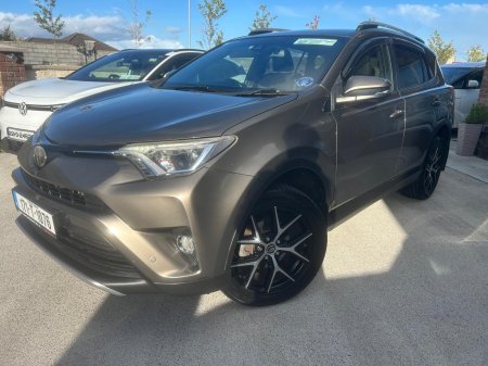 2017 Toyota RAV4 - photo 18