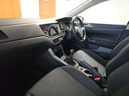 2020 Volkswagen Polo - photo 8