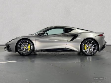 2023 Lotus Emira - photo 11