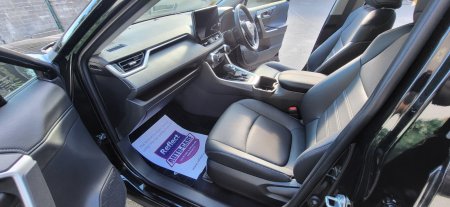 2025 Toyota RAV4 - photo 10