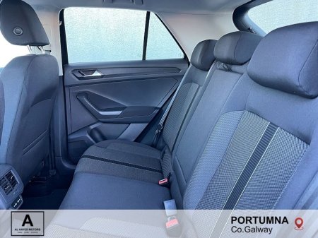2023 Volkswagen T-Roc - photo 5