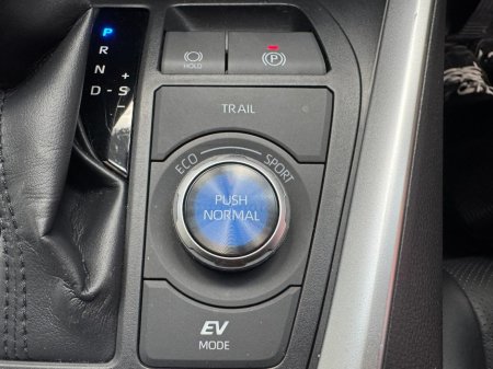 2024 Toyota RAV4 - photo 17
