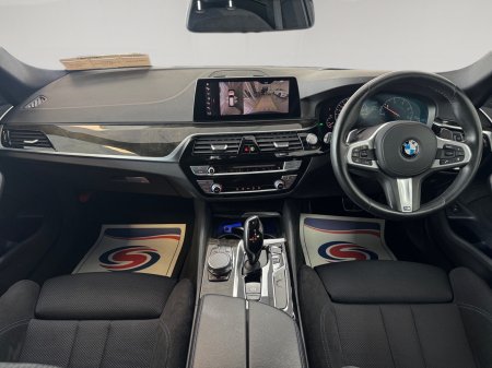 2018 BMW 5-Series - photo 15