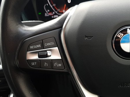2022 BMW 3-Series - photo 15