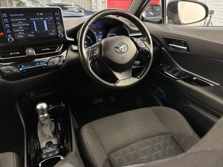 2020 Toyota C-HR - photo 9