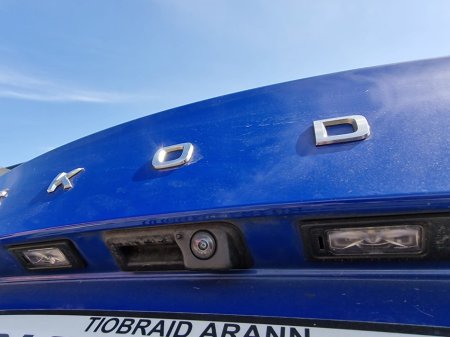 2021 Skoda Octavia - photo 2