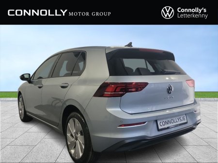 2026 Volkswagen Golf - photo 2