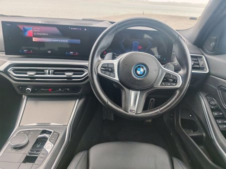 2023 BMW 3-Series - photo 20