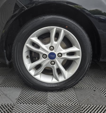 2016 Ford Fiesta - photo 9