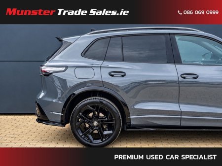 2025 Volkswagen Tiguan - photo 5