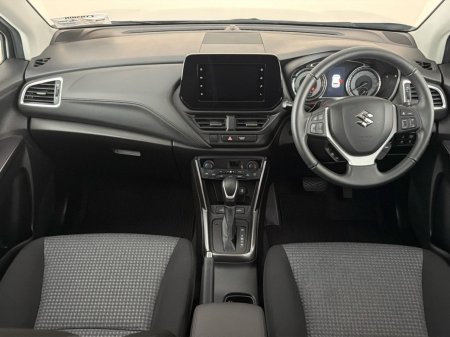 2025 Suzuki SX4 - photo 18
