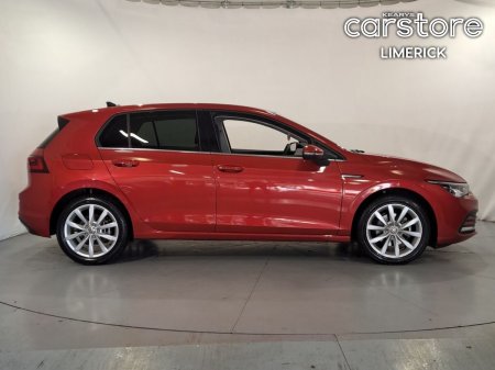 2021 Volkswagen Golf - photo 2